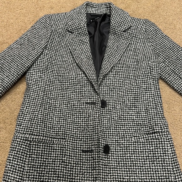 Express women houndstooth coat. XS - Picture 2 of 12